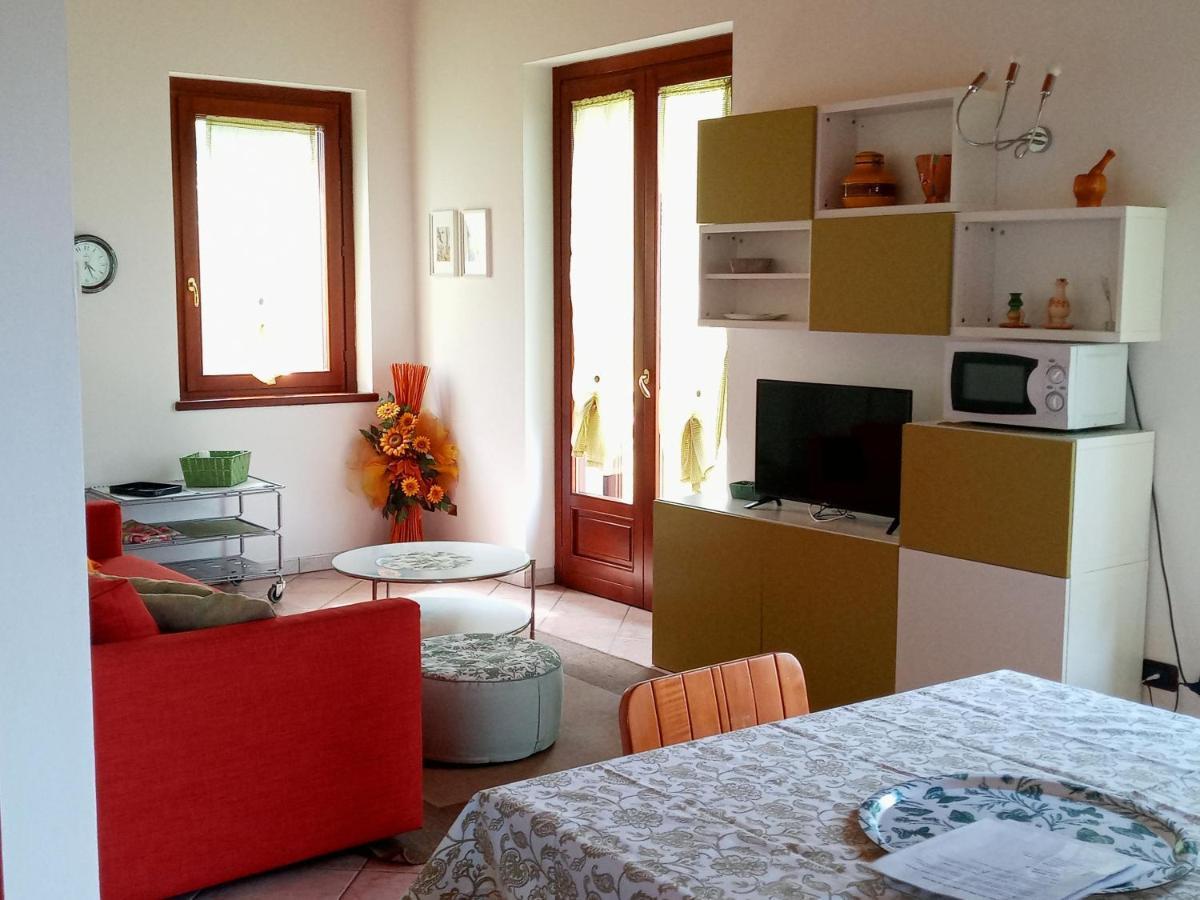 Appartamento Panoramico Parella Bagian luar foto