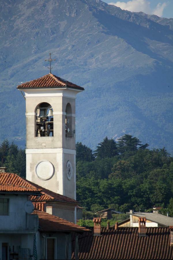 Appartamento Panoramico Parella Bagian luar foto
