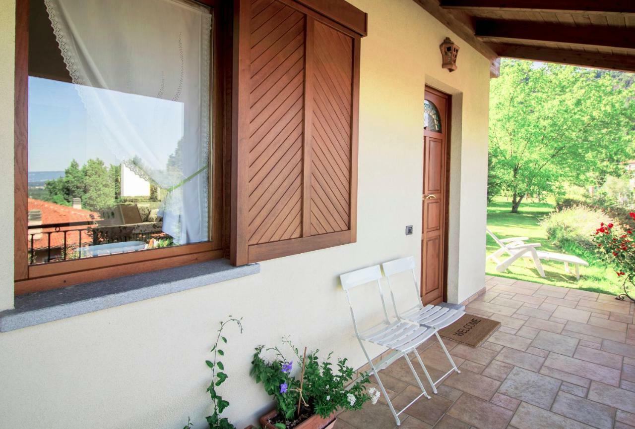 Appartamento Panoramico Parella Bagian luar foto