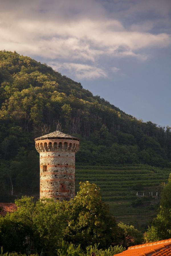 Appartamento Panoramico Parella Bagian luar foto